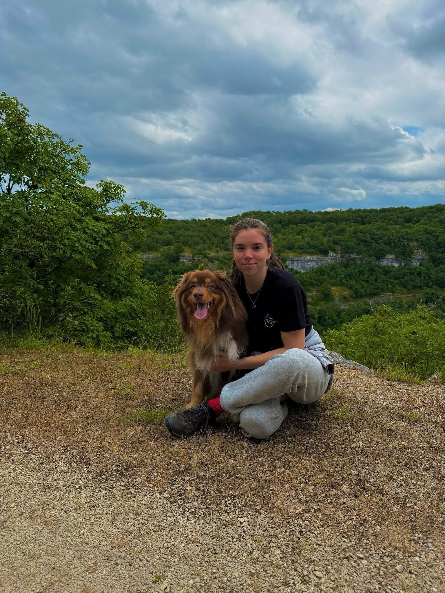 Chloe Joseph Jourda, Éducateur canin